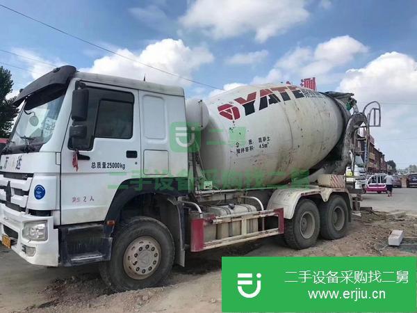 貴州出售二手豪沃攪拌車，亞特上裝，大12方，沒洗車，原車原況