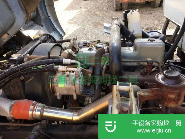 江蘇出售二手4000公里東風(fēng)多利卡垃圾車