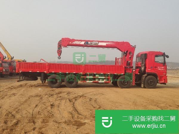 河南出售二手東風前四后八16噸隨車吊