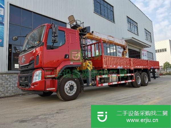 四川出售二手柳汽乘龍12噸隨車吊