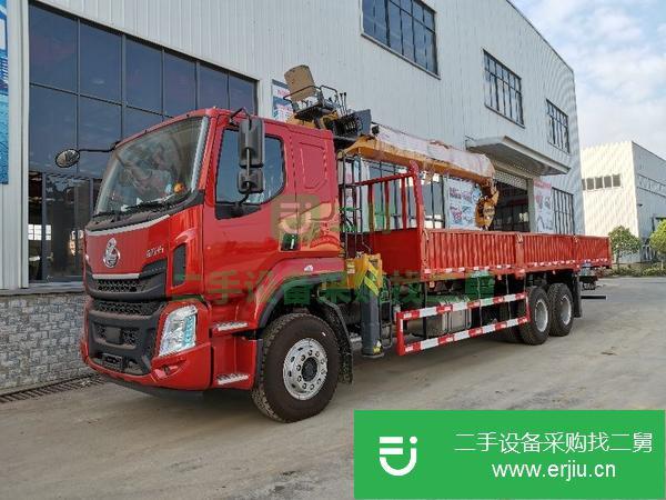 四川出售二手柳汽乘龍12噸隨車吊