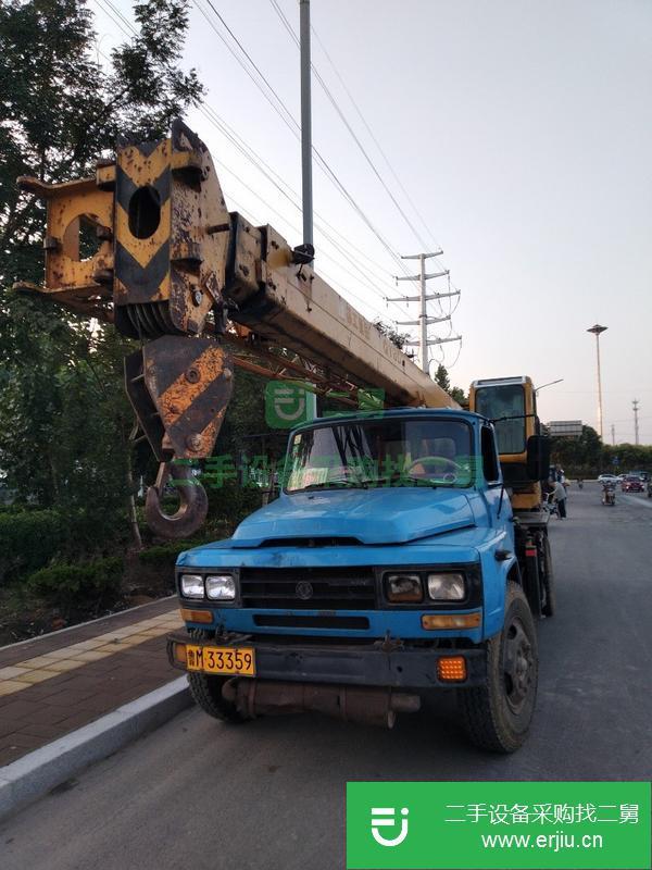 山東出售八噸吊車一輛