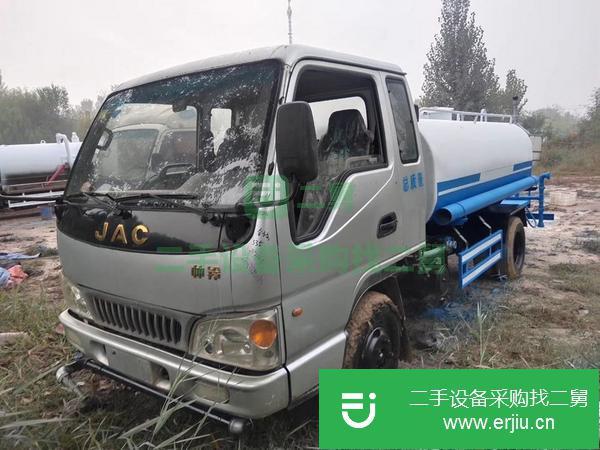 山東出售二手五噸灑水車