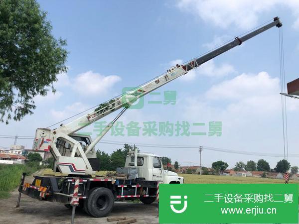 山東出售二手的吊車，手續齊全隨時過戶