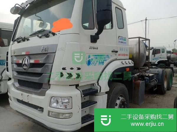 山東出售二手豪瀚牽引車國(guó)五