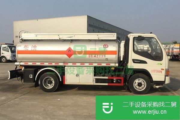 江西出售二手8成新油罐車
