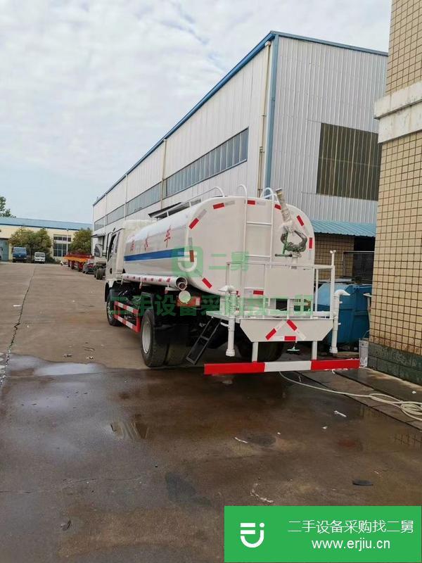 新疆出售二手東風8噸灑水車