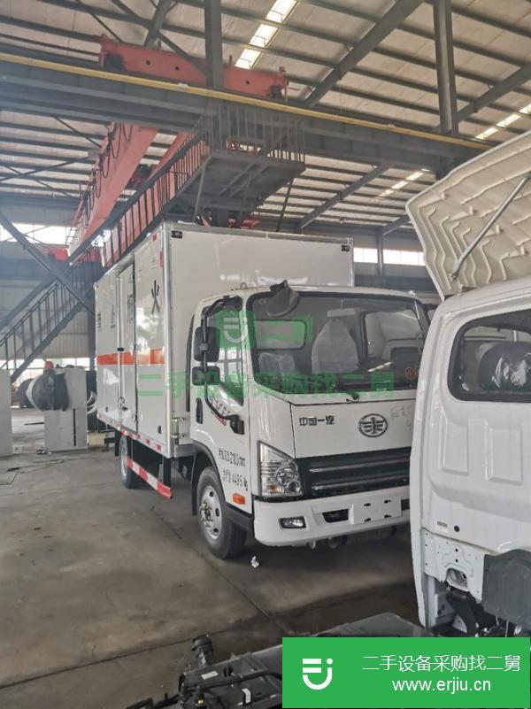 新疆出售二手國六危險品運輸車