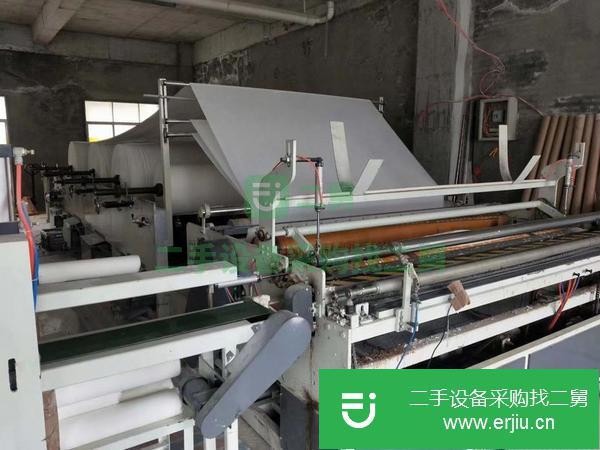 山東出售二手復卷機，帶壓花自動推卷，手工劇，壓扁機