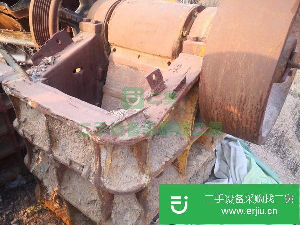 山東出售二手1000*250顎式破碎機