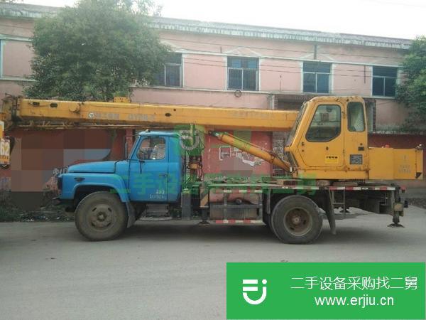 河南出售二手8噸吊車,手續齊全,原車原版,車沒有毛病