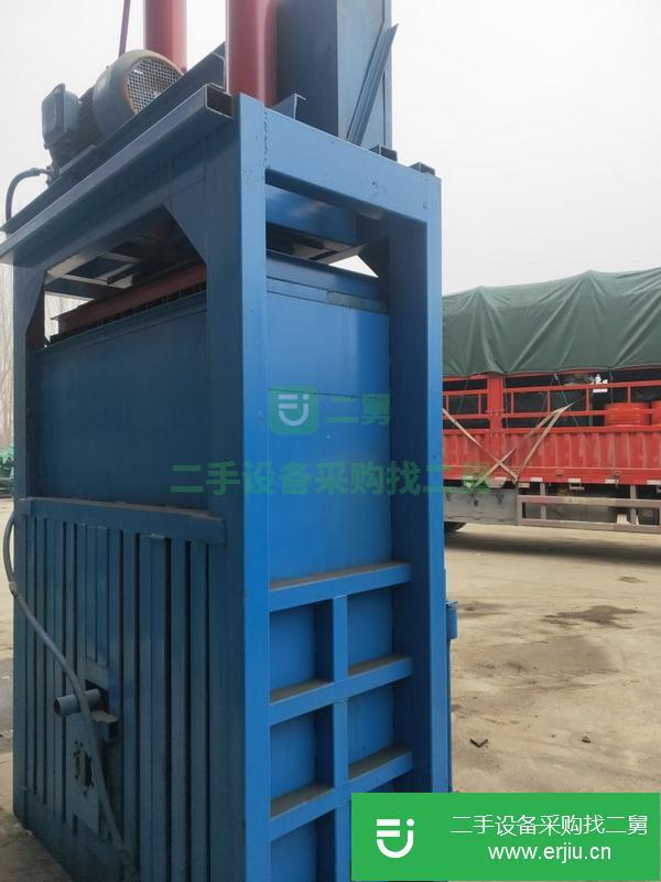 江蘇出售二手100噸立式打包機