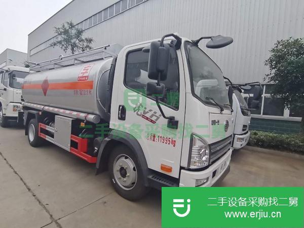 山東出售8噸油罐車
