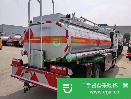 福建出售二手東風多利卡4.35方小型加油車