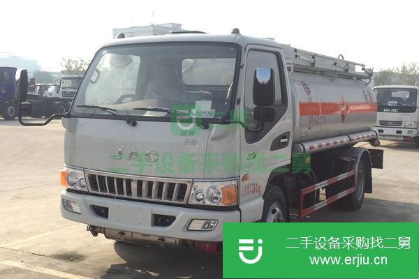 河北出售二手國五東風(fēng)多利卡8噸油罐車
