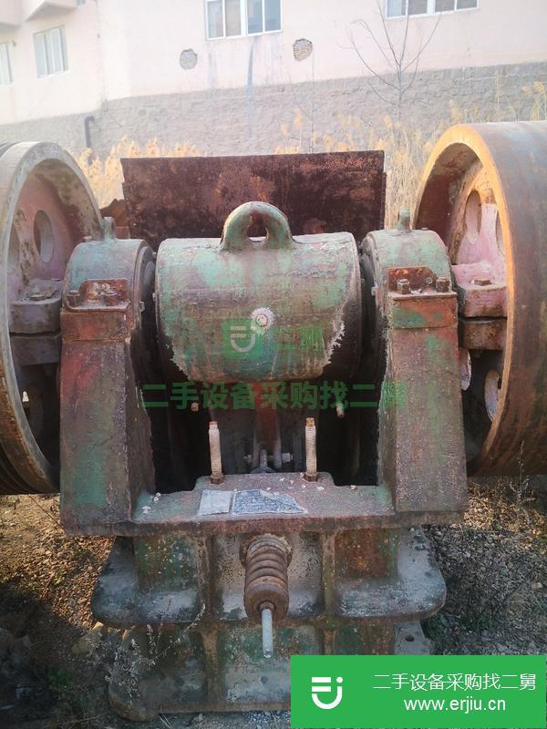 山東出售二手1000*250顎式破碎機