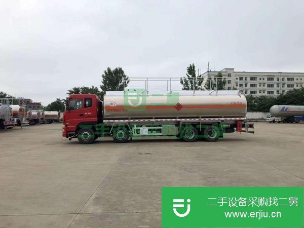 江蘇出售二手東風前四后八30.3方鋁合金油罐車