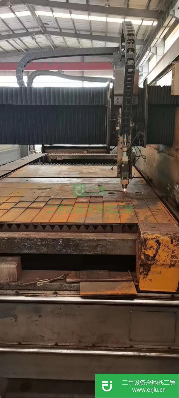 江蘇出售二手2000瓦光纖激光切割機(jī)