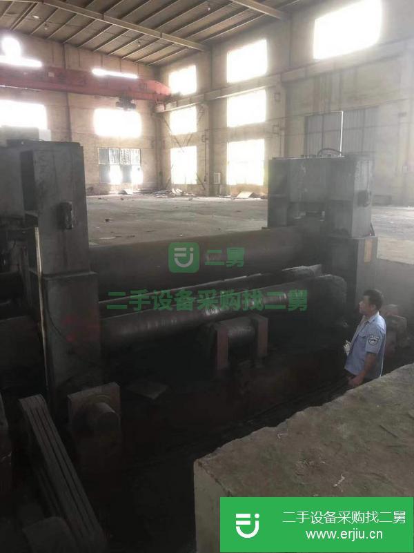 黑龍江出售二手上輥萬(wàn)能卷板機(jī)