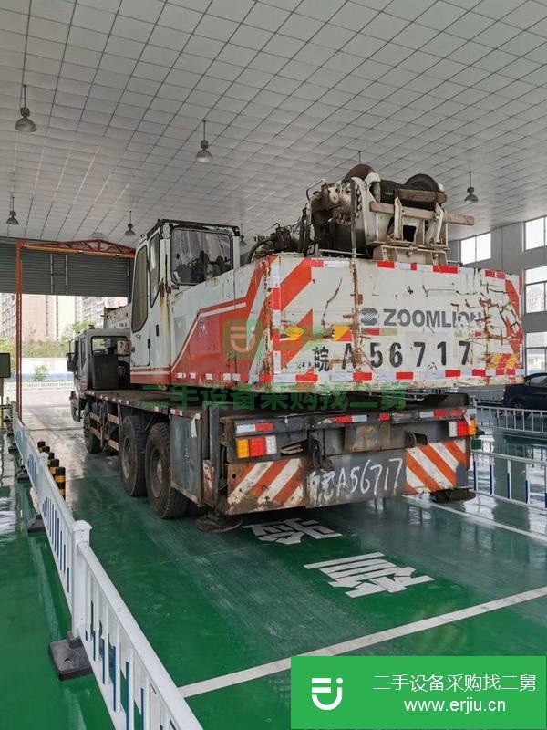 河南出售二手中聯(lián)吊車