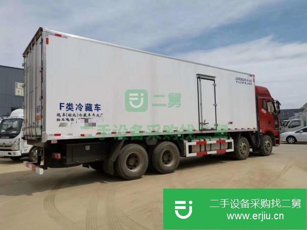 廣東出售二手9.6米解放冷藏車