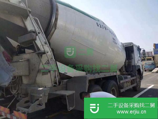 甘肅出售二手豪沃攪拌車國5大16方