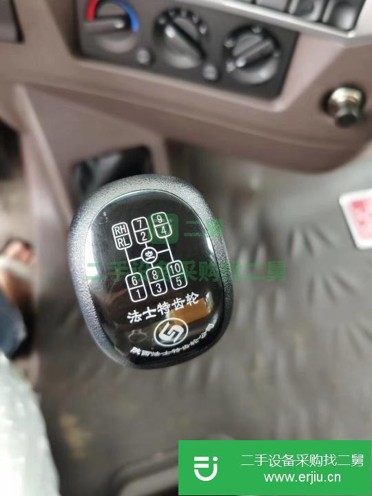 安微出售二手乘龍H5后八輪14噸隨車吊