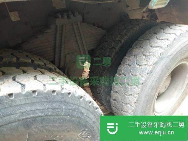 江蘇出售二手豪沃自卸車，大箱長5.8米，海沃油頂，12檔