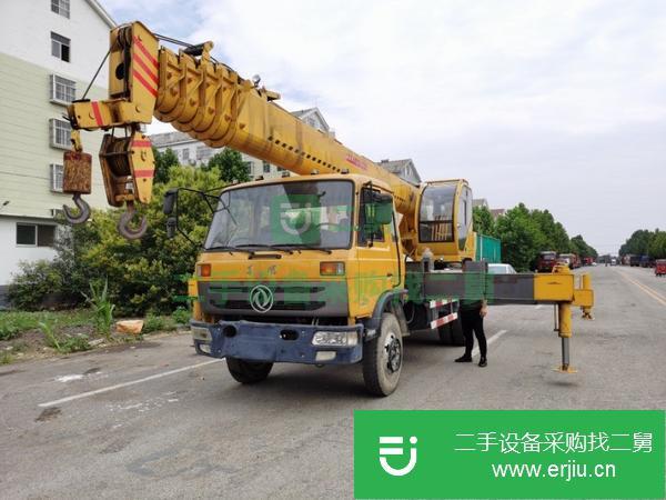 山東出售二手東風12噸汽車吊