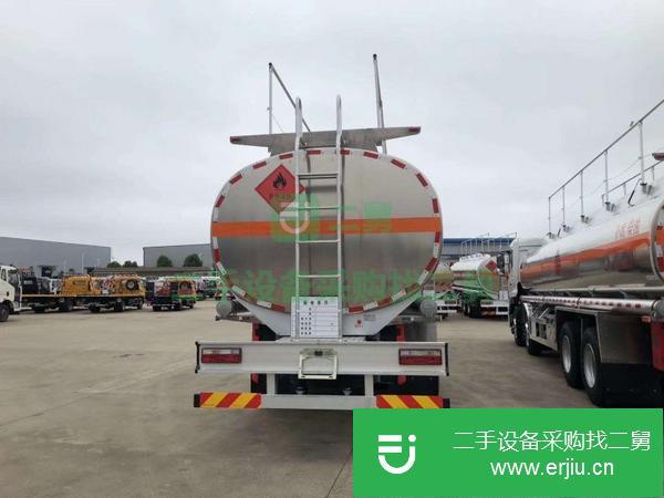 江蘇出售二手東風前四后八30.3方鋁合金油罐車