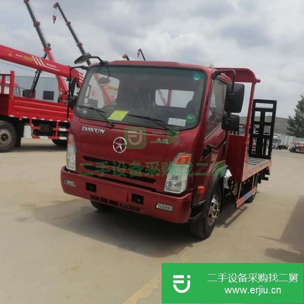 湖北出售二手小挖機(jī)平板運(yùn)輸車
