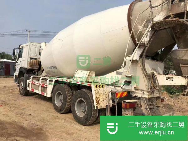 江西出售二手豪沃國五大14方攪拌車