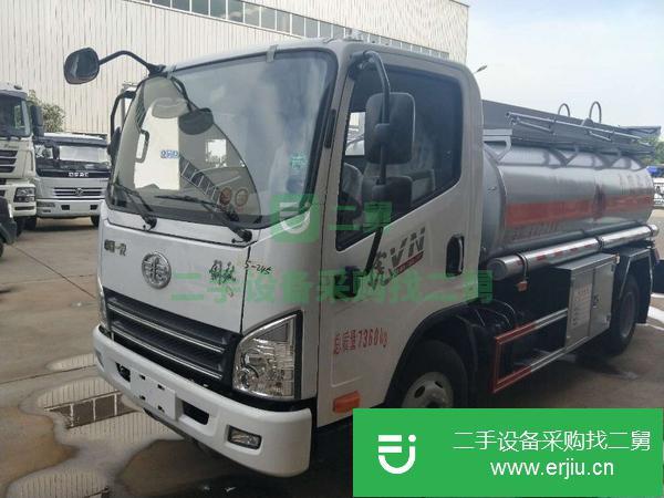 河北出售二手東風5噸油罐車