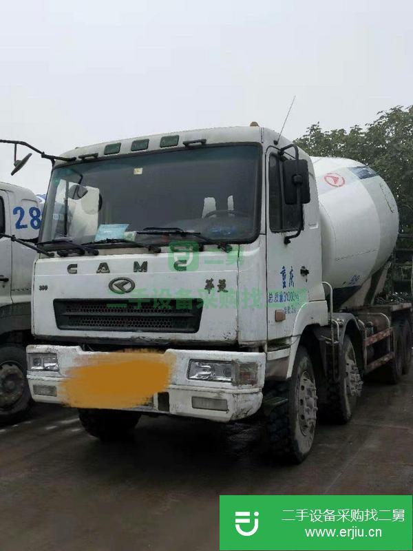 重慶出售二手攪拌車，包提檔