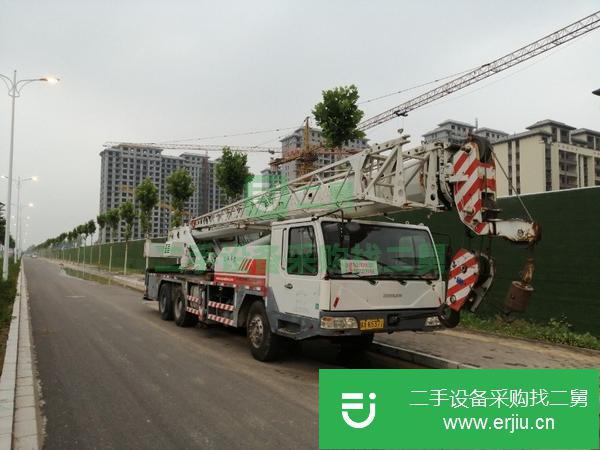 河南出售二手中聯(lián)25Ⅴ吊車(chē)