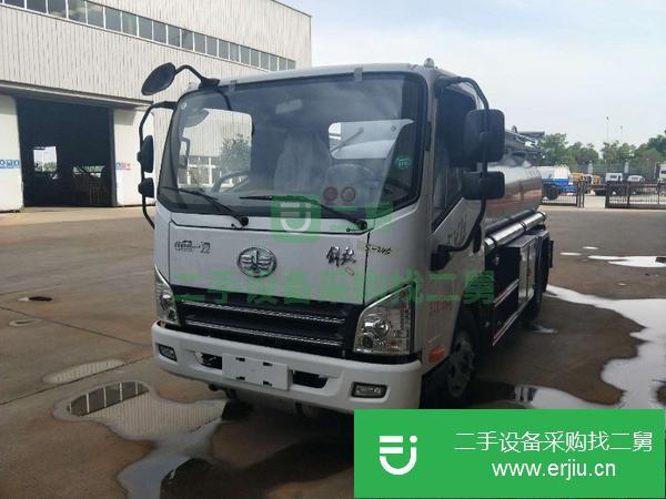 河北出售二手東風5噸油罐車