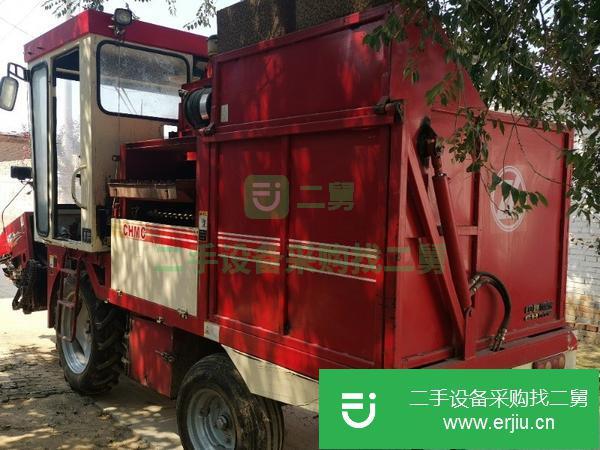山東出售二手中聯(lián)玉米收割機