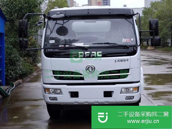 福建出售二手東風多利卡8噸油罐車