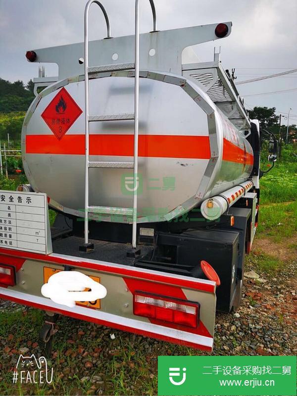 湖北出售二手9成新5噸油罐車