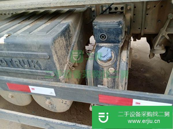山東出售18年國五豪沃攪拌車 后八輪 大12方 380馬力
