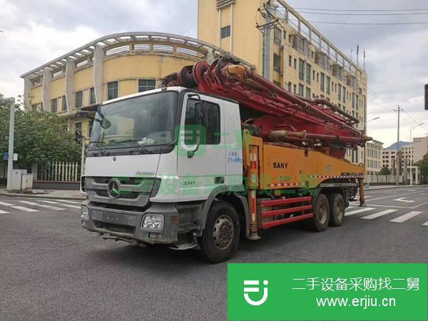 湖南出售二手三一泵車，奔馳48米底盤