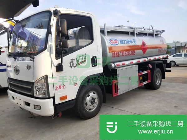 重慶出售二手5噸油罐車，手續(xù)齊全