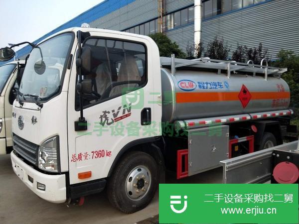 重慶出售二手5噸油罐車，手續(xù)齊全