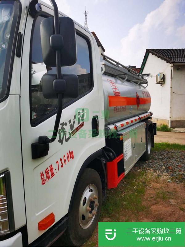 湖北出售二手9成新5噸油罐車