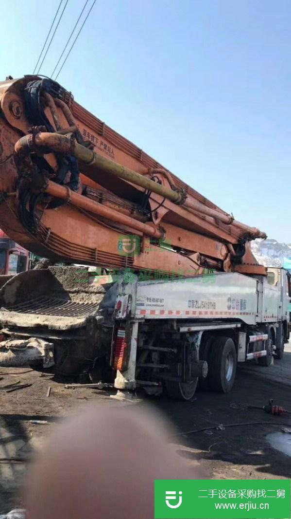 河北出售二手中聯奔馳52米泵車