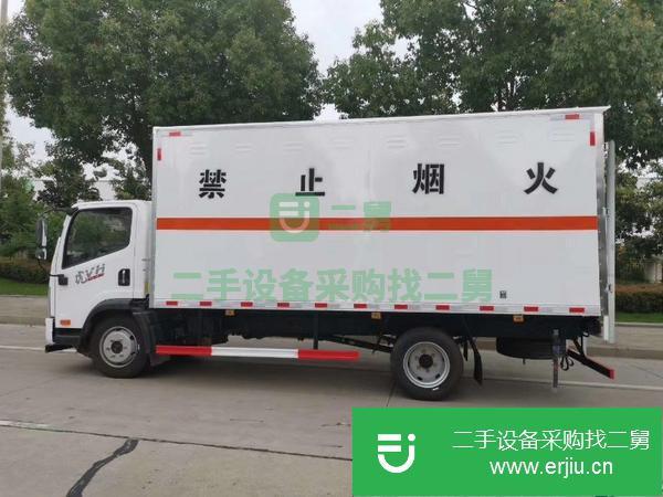 四川出售二手解放虎V易燃氣體廂式運輸車