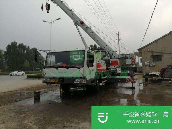 河南出售二手中聯(lián)25Ⅴ吊車(chē)