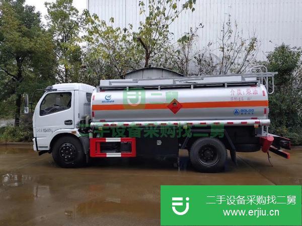 福建出售二手東風多利卡8噸油罐車