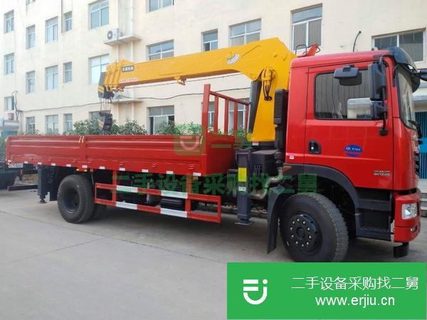 甘肅出售二手重汽王牌隨車吊