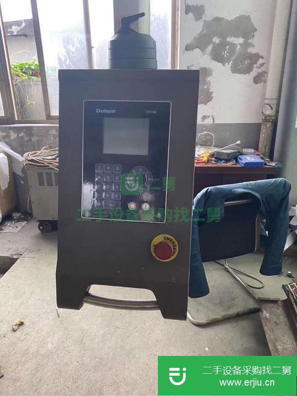 上海出售二手?jǐn)?shù)控折彎機(jī)